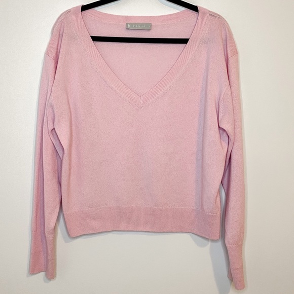Everlane Sweaters - Everlane Cashmere V-Neck Sweater